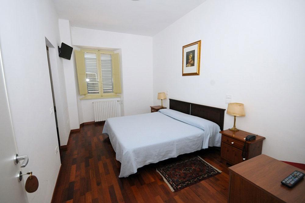 Guest House Domus Urbino Bagian luar foto
